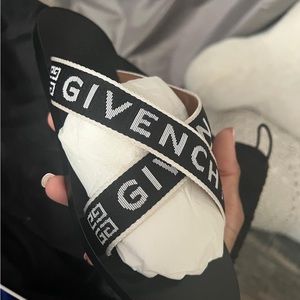 Strap sandal black/white